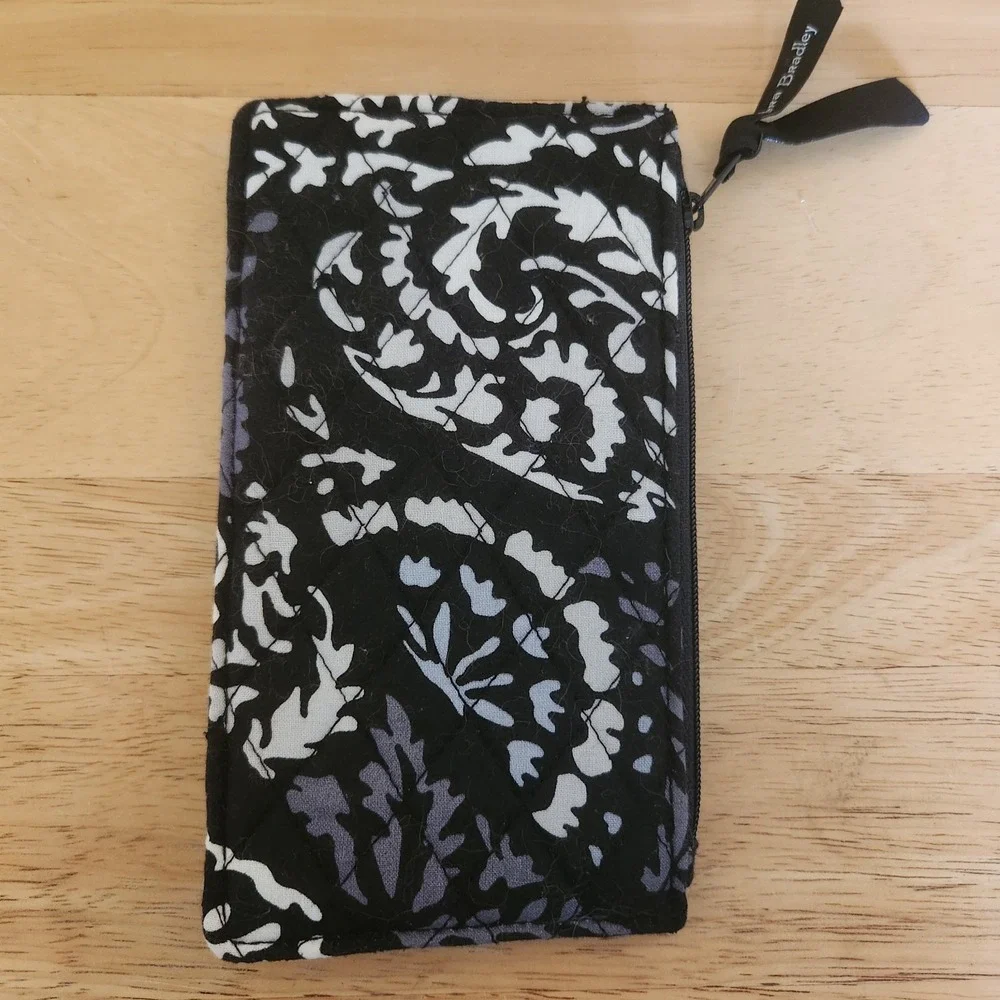 Vera Bradley Ultimate Card Case Gray Black White Wallet Clutch